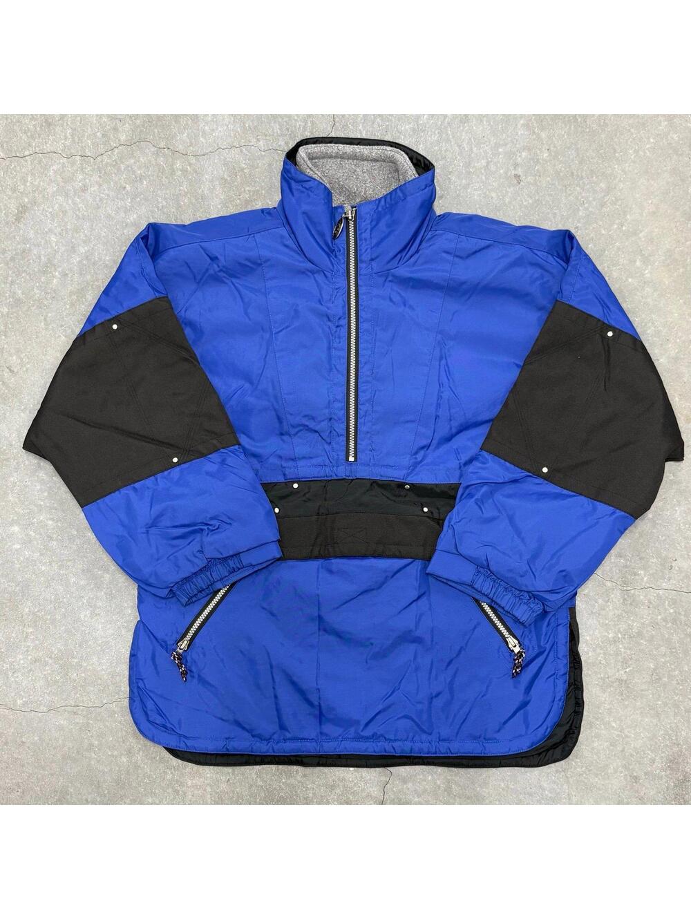 VNTG Y2K SNEAUX Snowboarding Jacket